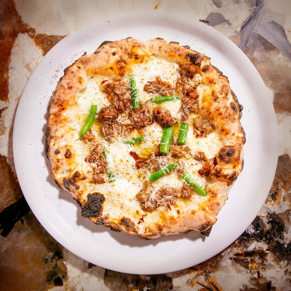 チーズピザの写真